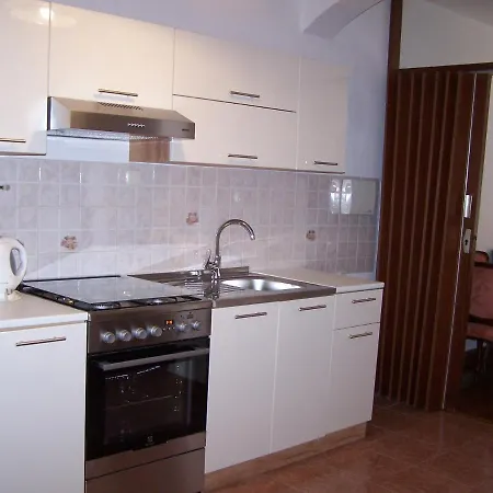 Apartments Sestan Novalja Exterior photo