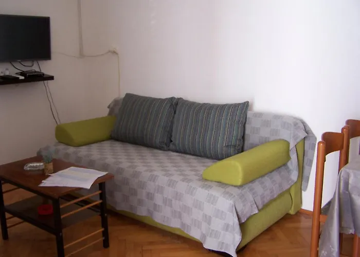Apartments Sestan